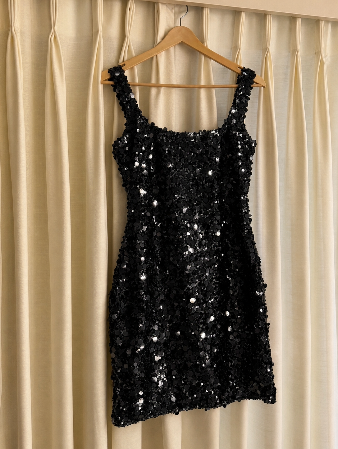 Mini Nora - Deep Black