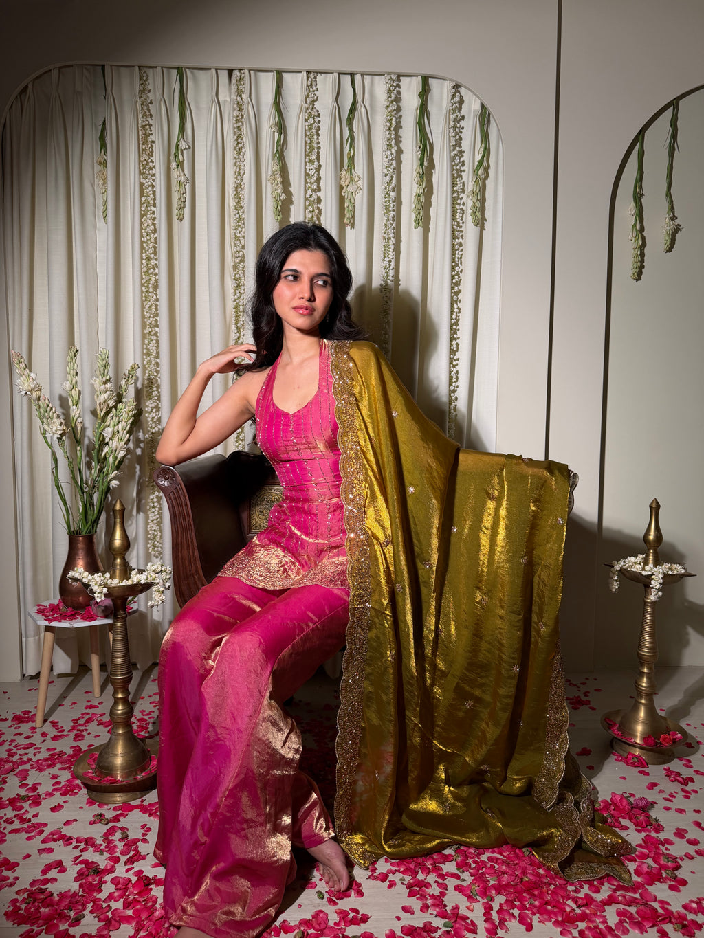 The Gulabo Set