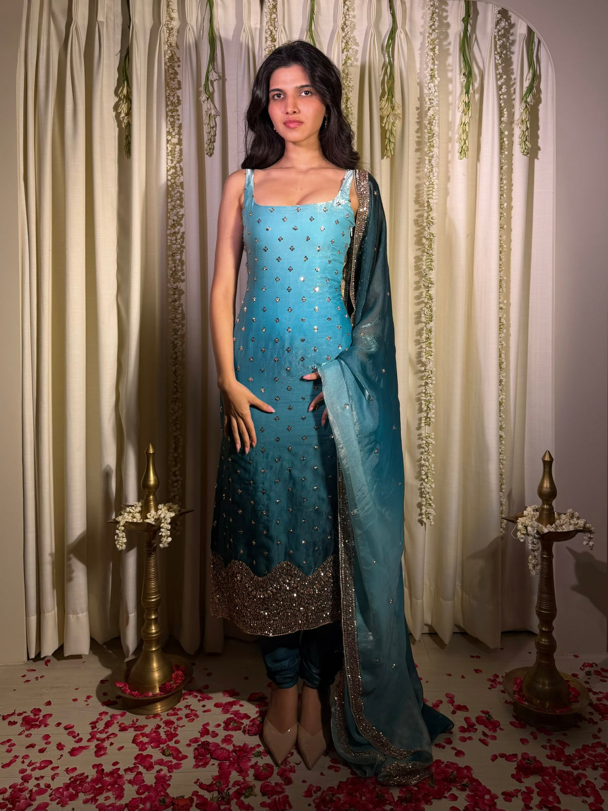 The Inayat Set