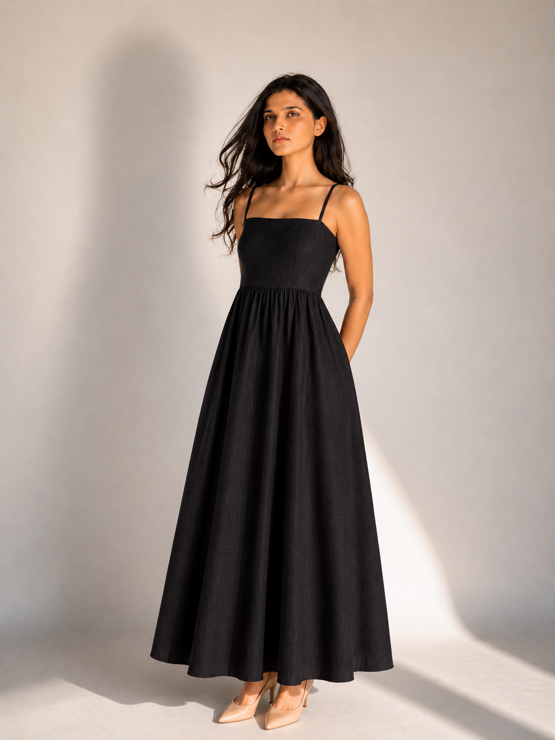 The Amara Minimal Linen Sundress - Black